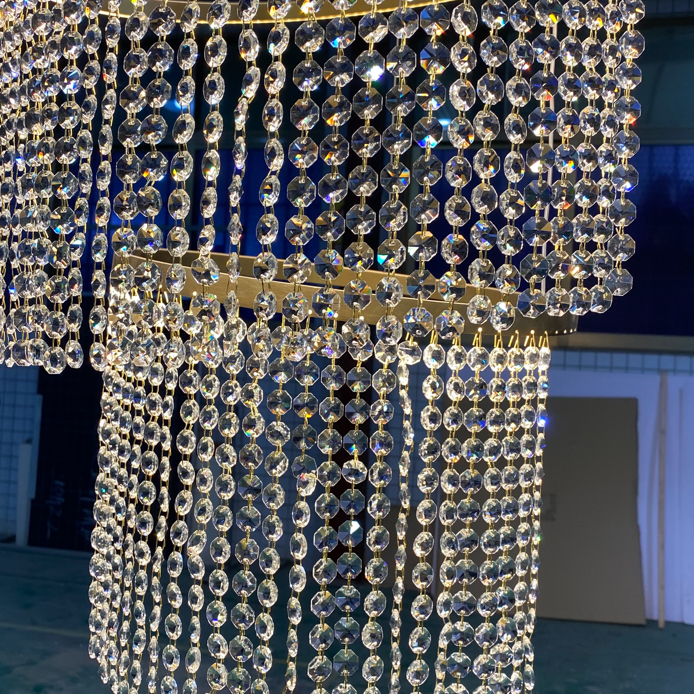 Luxury Custom Project Impressive Gold Metal Crystal Chandelier in Hall (KIZ-61C)